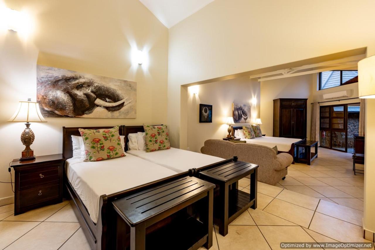 Zulu Nyala Game Lodge Hluhluwe Exteriör bild