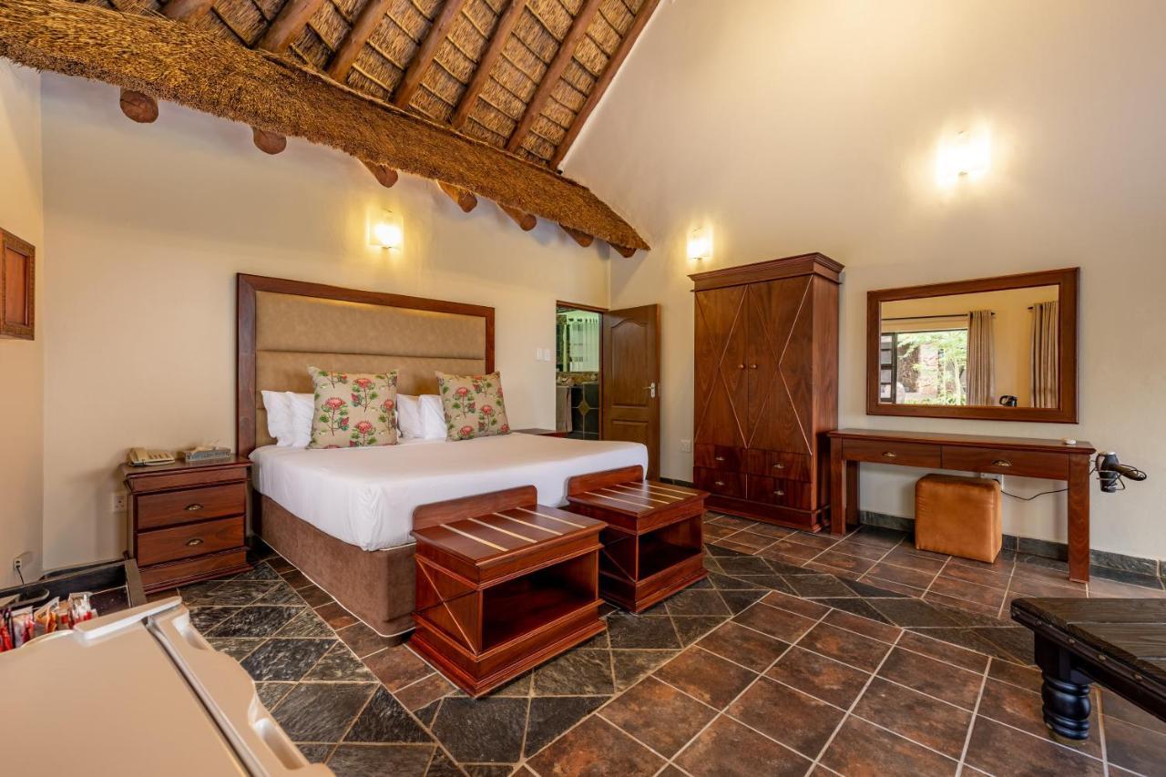 Zulu Nyala Game Lodge Hluhluwe Exteriör bild
