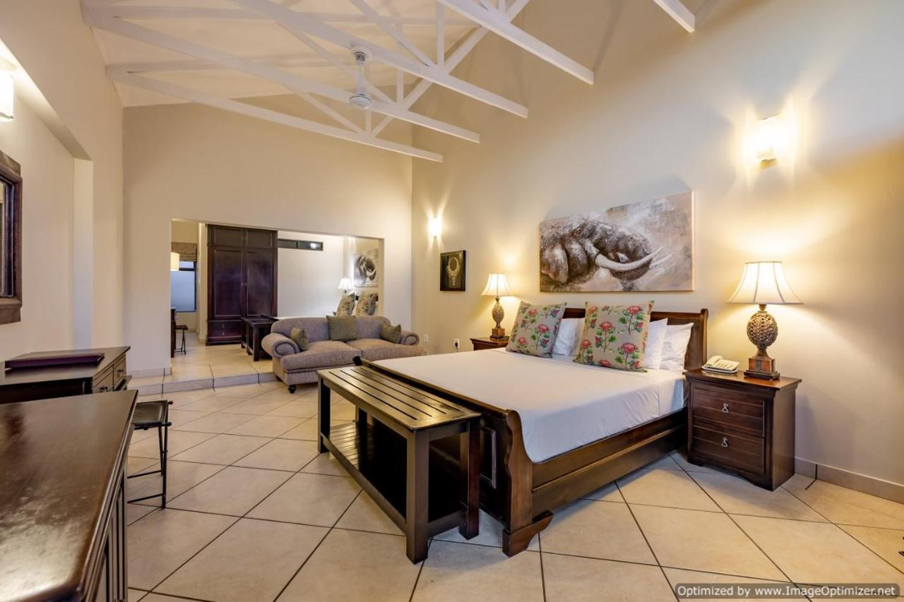 Zulu Nyala Game Lodge Hluhluwe Exteriör bild